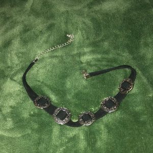 Western style choker